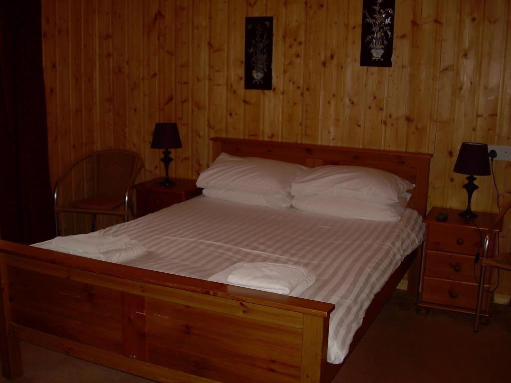 Spean Bridge Hotel Экстерьер фото
